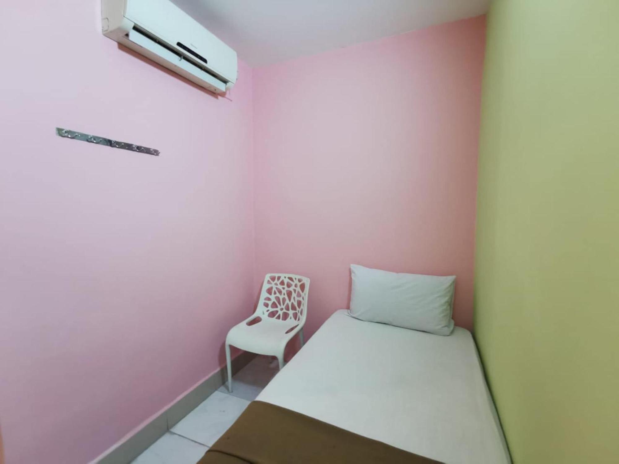 Super Oyo 90086 My Seven Days Inn Джохор-Бару Экстерьер фото